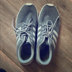 GUC Women’s Cloudfoam Adidas Sneakers size 8.5